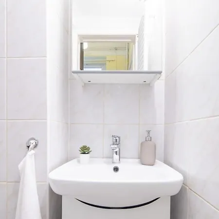 - New - Aircon - Comfy 아파트 *