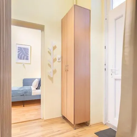 - New - Aircon - Comfy * Budapesta