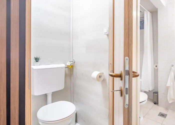 - New - Aircon - Comfy Apartamento *