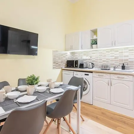 Апартаменты - New - Aircon - Comfy *