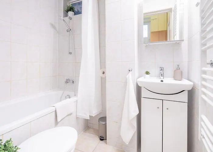 - New - Aircon - Comfy Lejlighed Budapest